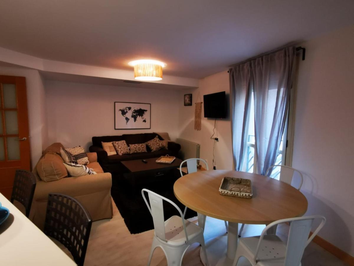 AZ El Balcón de Rey Alfonso III Apartamento Saragoça Exterior foto